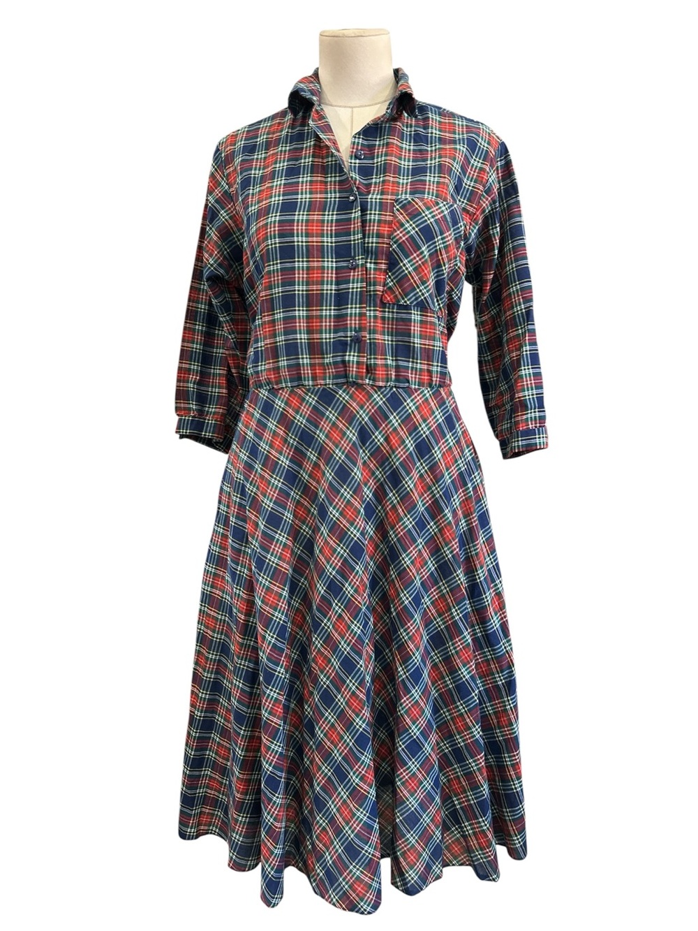 Vintage 80’s Alison Peters plaid fit and flare button down shirt dress red 6-8